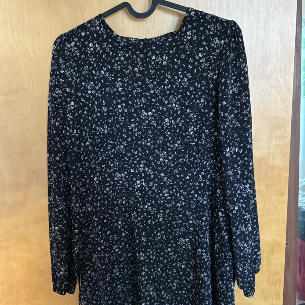 Floral long sleeve dress